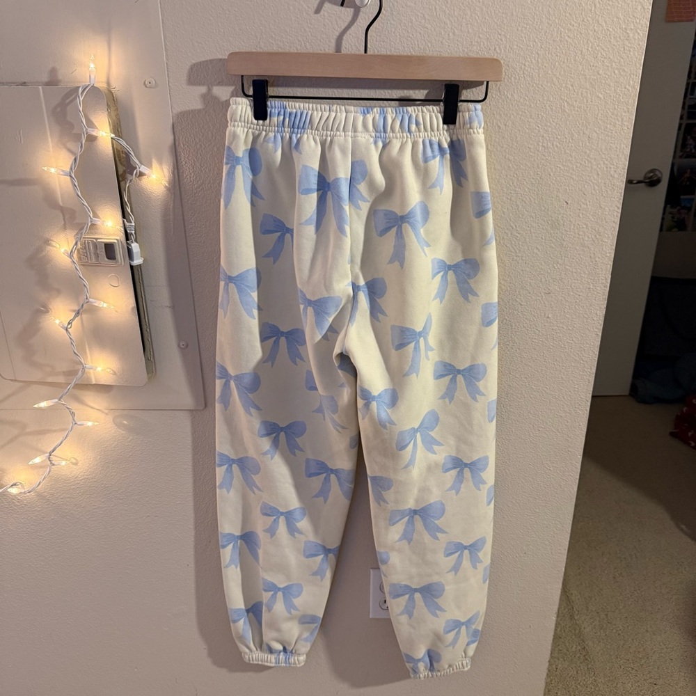 HappyCamp3r Bow Print Joggers Coquette Sweatpants Cream Blue Size Small - Picture 2 of 7
